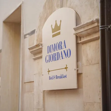 Dimora Giordano Bed and Breakfast 4*