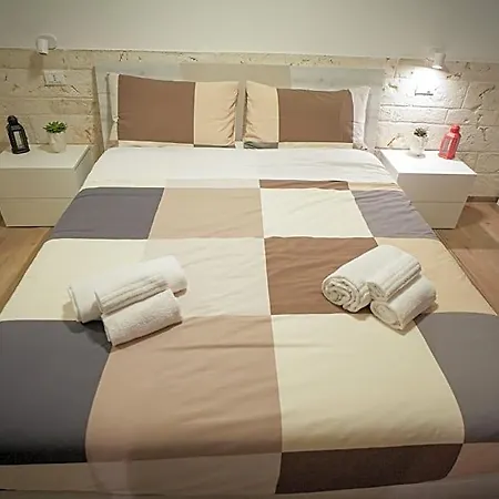 Dimora Giordano B&B 콘베르사노